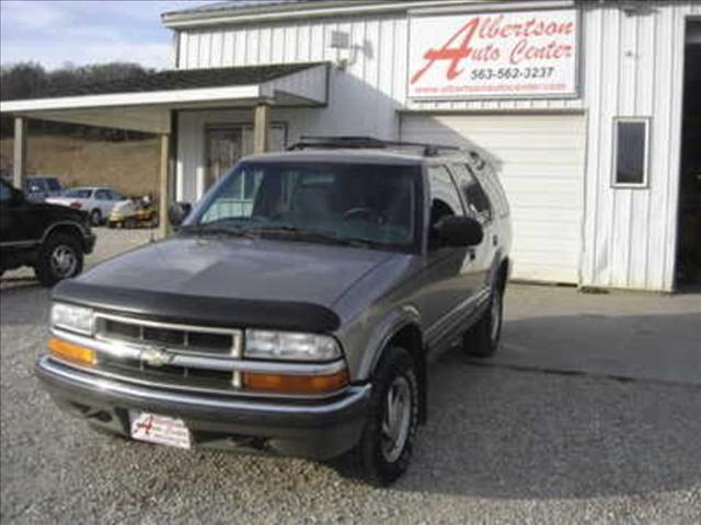 Chevrolet Blazer 2001 photo 1