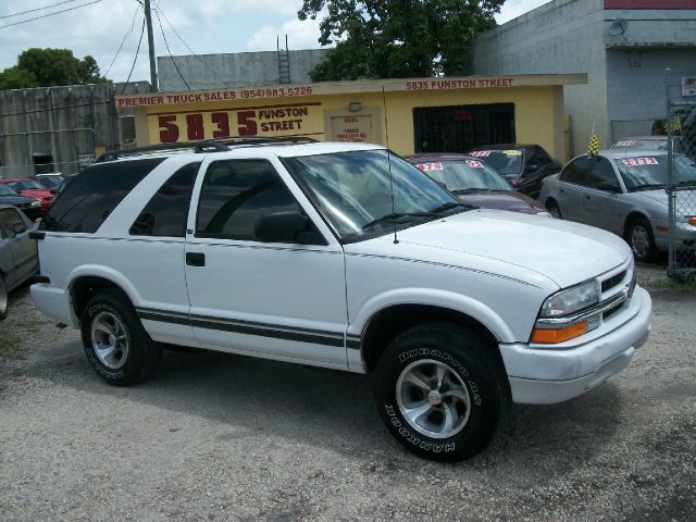 Chevrolet Blazer 2001 photo 4