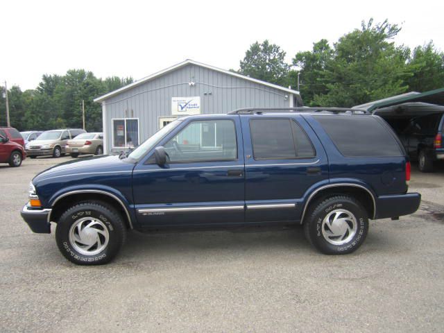 Chevrolet Blazer 2001 photo 3