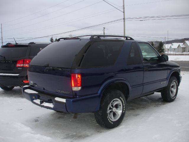 Chevrolet Blazer 2001 photo 1