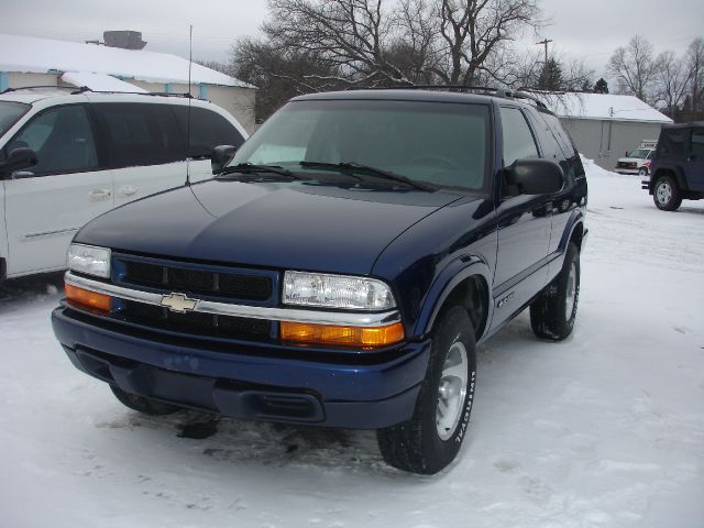 Chevrolet Blazer 2001 photo 3