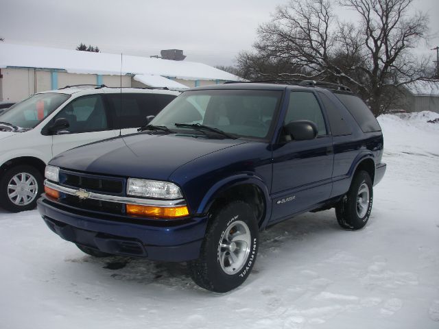 Chevrolet Blazer 2001 photo 4