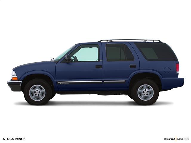 Chevrolet Blazer 2001 photo 3