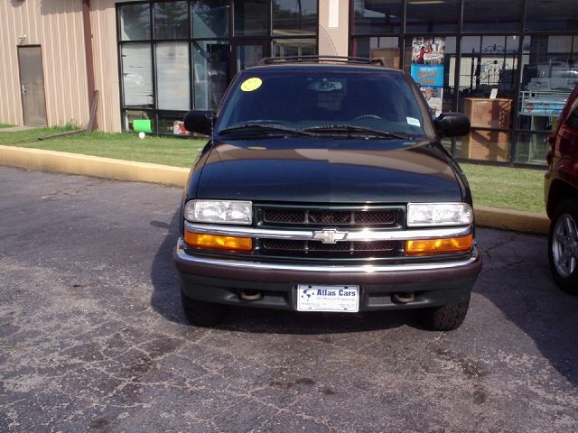 Chevrolet Blazer 2001 photo 3