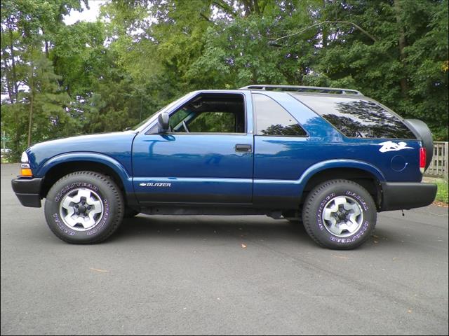 Chevrolet Blazer 2001 photo 1