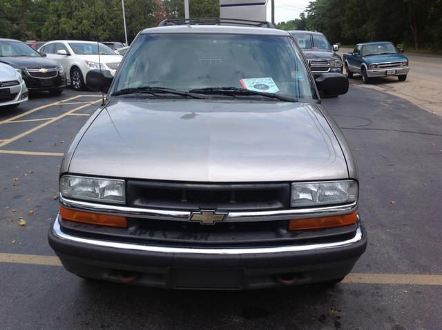 Chevrolet Blazer 2001 photo 3