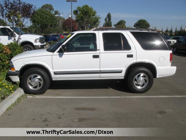 Chevrolet Blazer 2001 photo 1