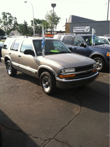 Chevrolet Blazer 2001 photo 1