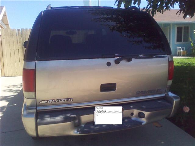 Chevrolet Blazer 2001 photo 4