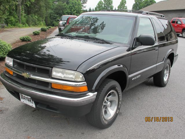 Chevrolet Blazer 2WD QUAD CAB 140.5 ST SUV