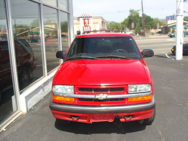 Chevrolet Blazer 2001 photo 1