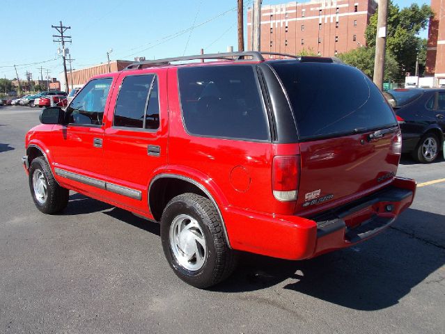 Chevrolet Blazer 2001 photo 1