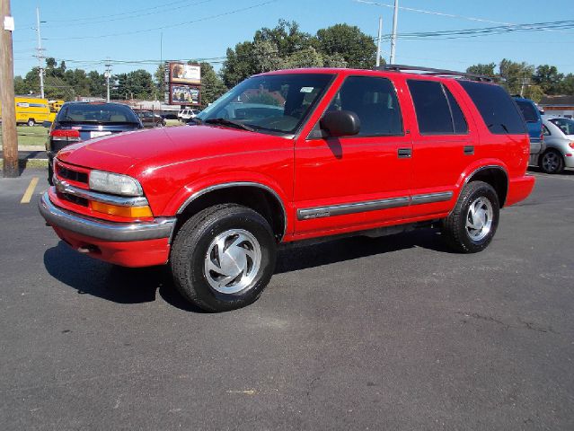 Chevrolet Blazer 2001 photo 4