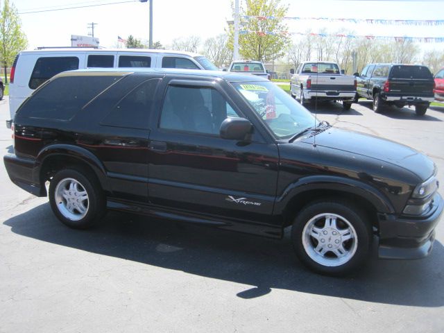 Chevrolet Blazer 2001 photo 1