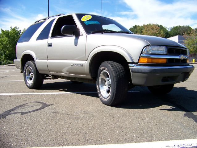 Chevrolet Blazer 2001 photo 4