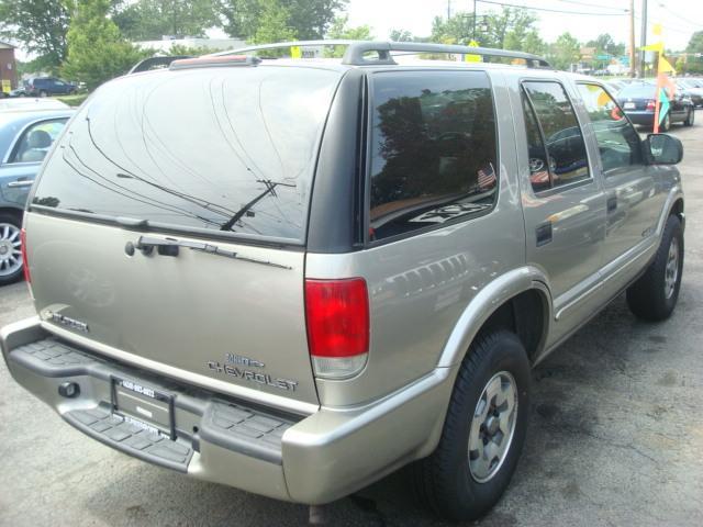 Chevrolet Blazer 2001 photo 3