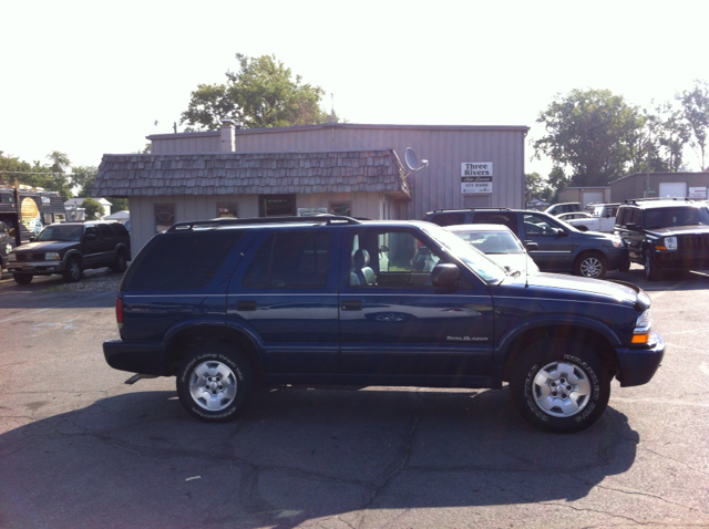 Chevrolet Blazer 2001 photo 1