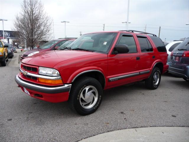 Chevrolet Blazer 2001 photo 1