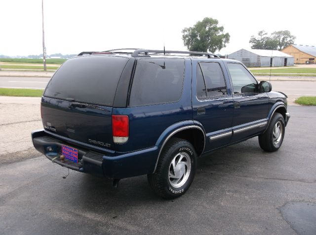 Chevrolet Blazer 2001 photo 6