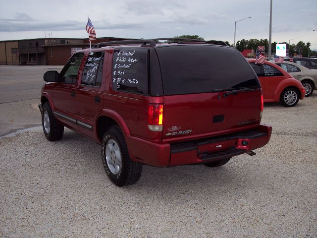 Chevrolet Blazer 2001 photo 1