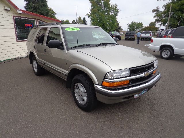 Chevrolet Blazer 2001 photo 1