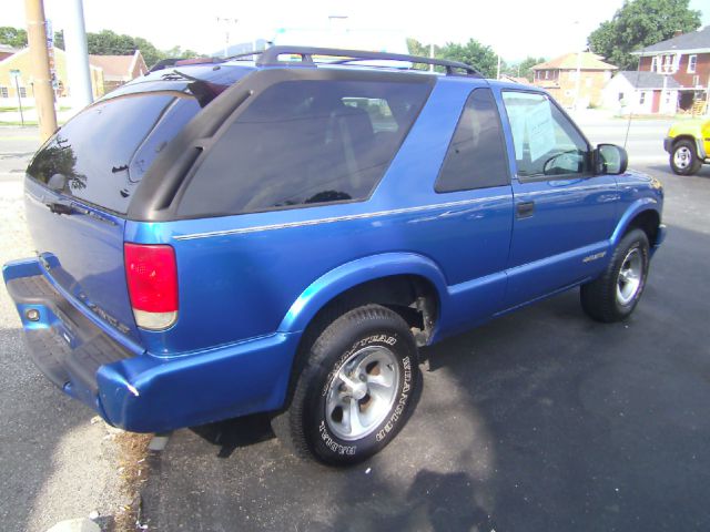 Chevrolet Blazer 2001 photo 1