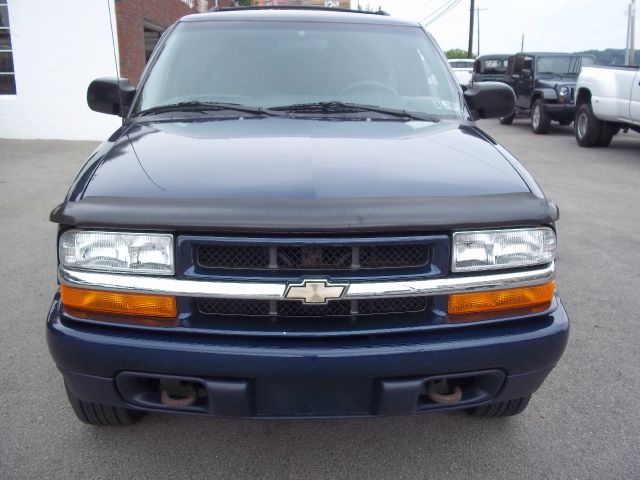 Chevrolet Blazer 2002 photo 2