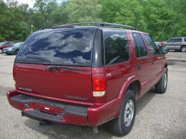 Chevrolet Blazer 2002 photo 3