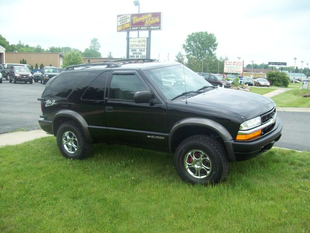 Chevrolet Blazer 2002 photo 2