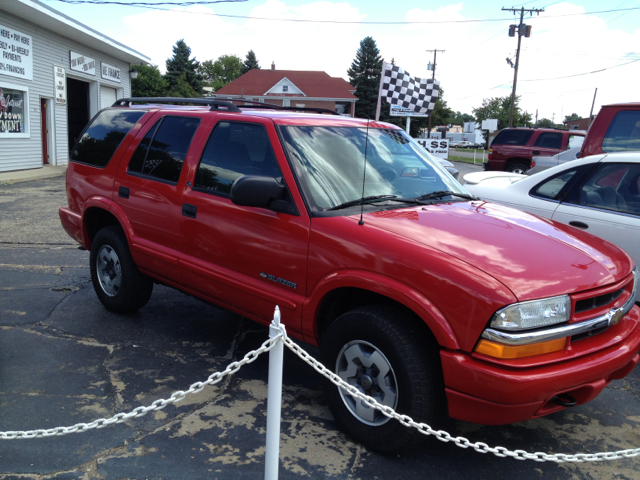 Chevrolet Blazer 2002 photo 2