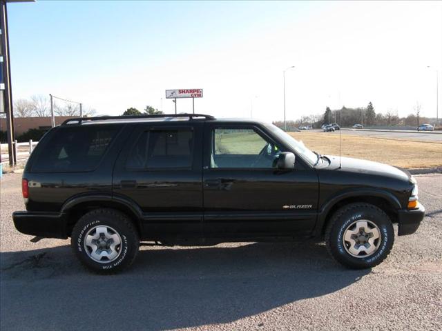 Chevrolet Blazer 2002 photo 2