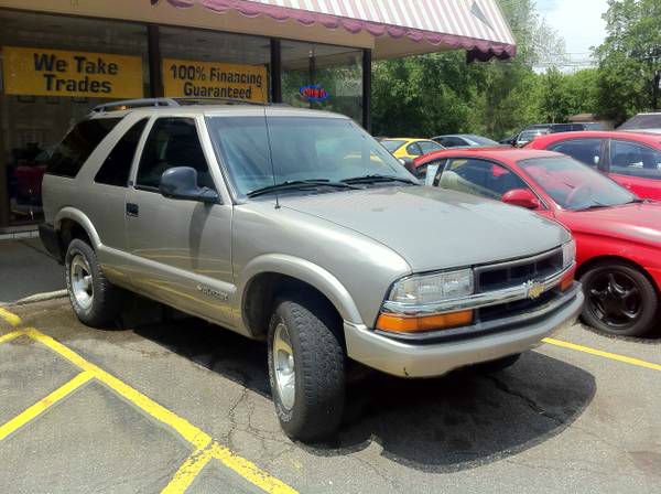 Chevrolet Blazer 2002 photo 2