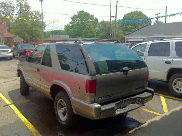 Chevrolet Blazer 2002 photo 4