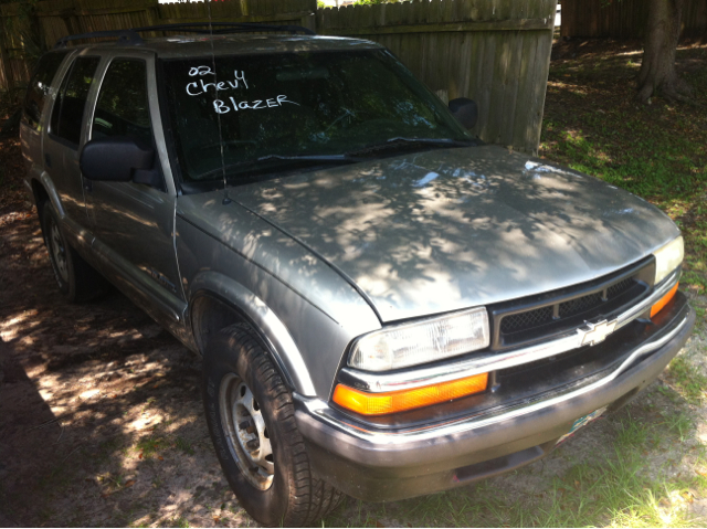 Chevrolet Blazer 2002 photo 2