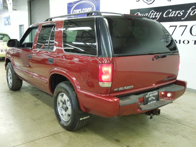 Chevrolet Blazer 2002 photo 3