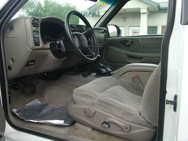 Chevrolet Blazer 2002 photo 1