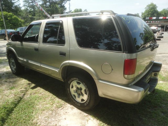 Chevrolet Blazer 2002 photo 3