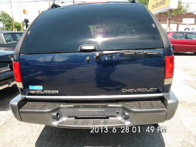 Chevrolet Blazer 2002 photo 3