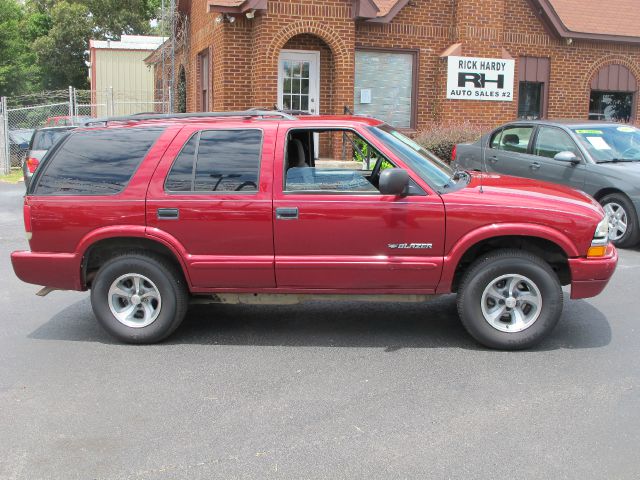 Chevrolet Blazer 2002 photo 1