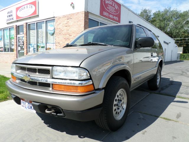 Chevrolet Blazer 2002 photo 3