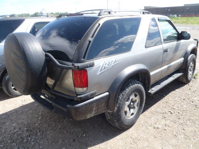 Chevrolet Blazer 2002 photo 1