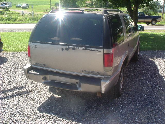 Chevrolet Blazer 2002 photo 4