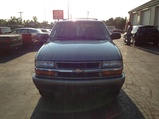 Chevrolet Blazer 2002 photo 2