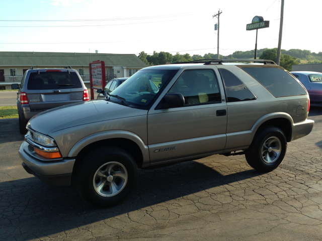 Chevrolet Blazer 2002 photo 3