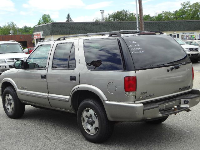 Chevrolet Blazer 2002 photo 1