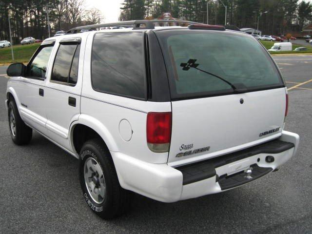 Chevrolet Blazer 2002 photo 4