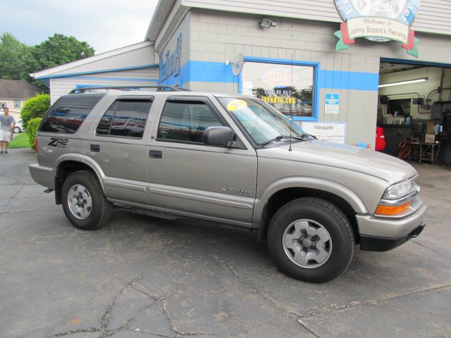 Chevrolet Blazer 2003 photo 2