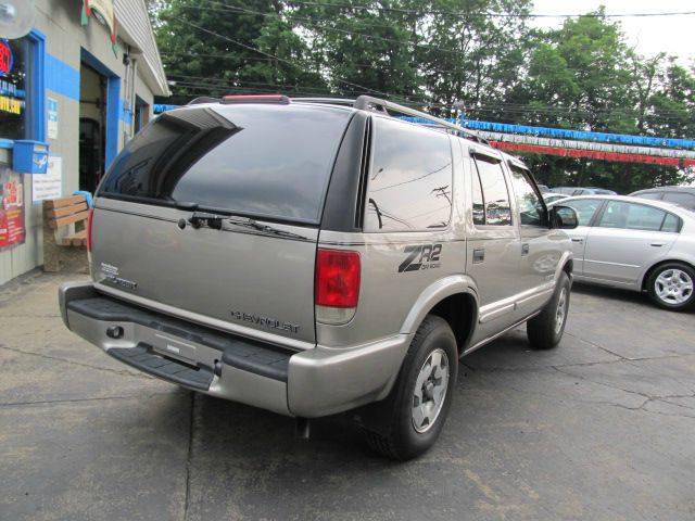 Chevrolet Blazer 2003 photo 3