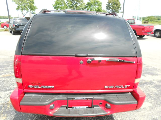 Chevrolet Blazer 2003 photo 3