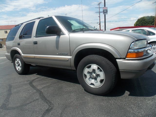 Chevrolet Blazer 2003 photo 2